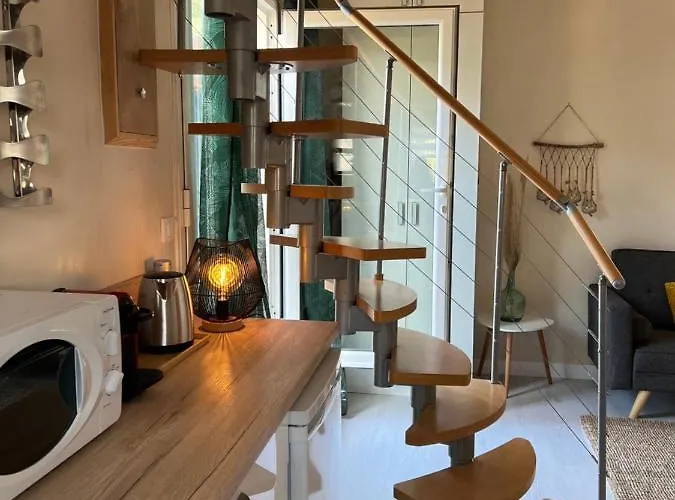 Proche Village Naturiste, Terrasse Et Parking Appartamento