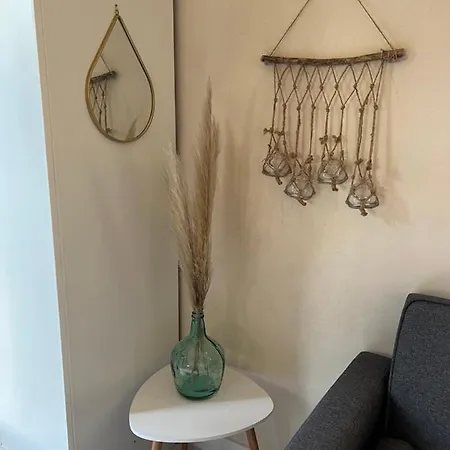 Proche Village Naturiste, Terrasse Et Parking *