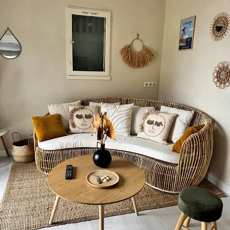 Proche Village Naturiste, Terrasse Et Parking Apartment Agde